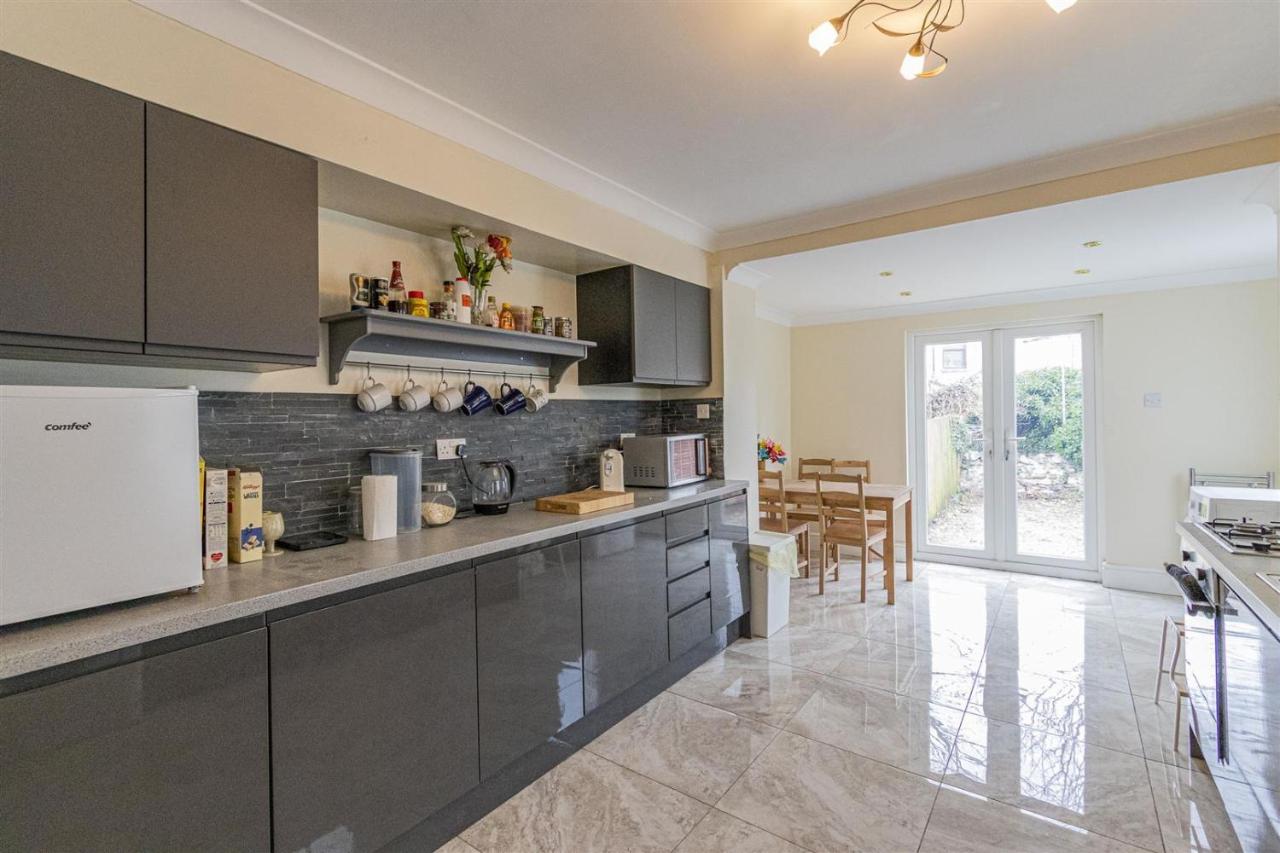 Millennium Stadium Guest House كارديف المظهر الخارجي الصورة